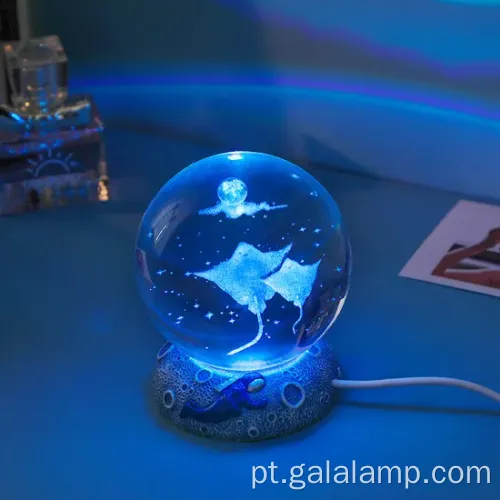 Luz noturna de bola de cristal cintilante